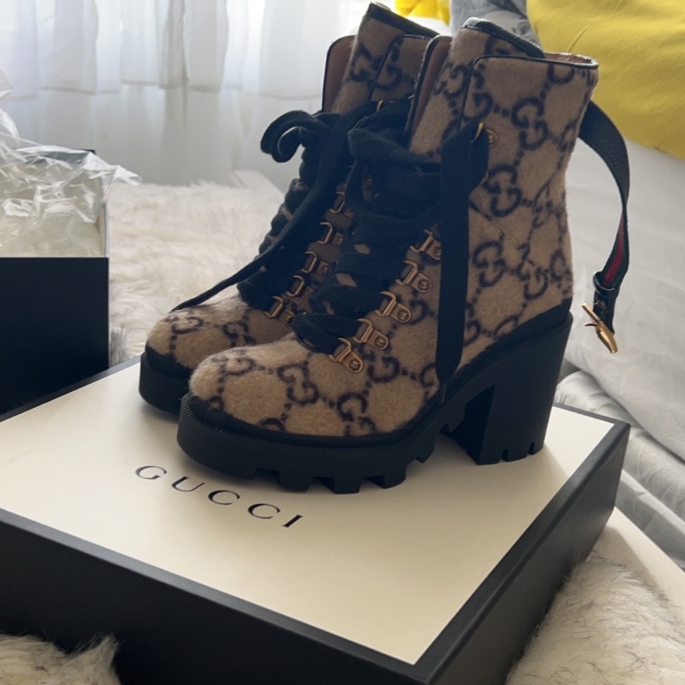 Shoes - Picture 1 of 1